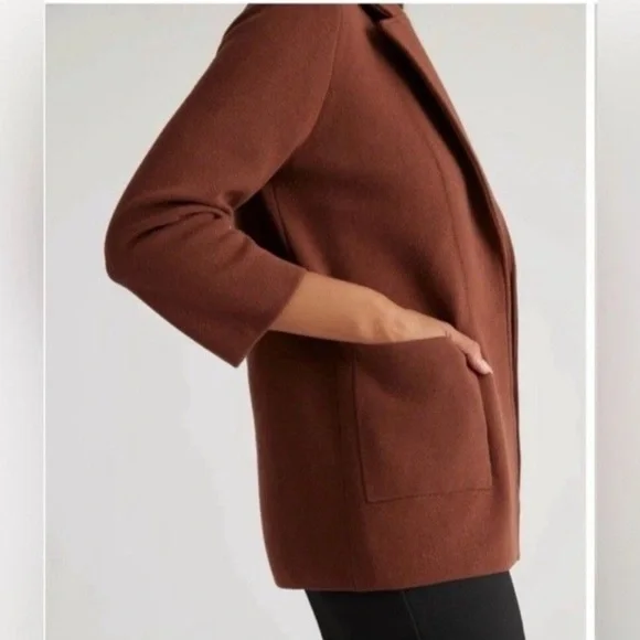 Quince 100% Organic Cotton Knit Blazer - Picture 2 of 11